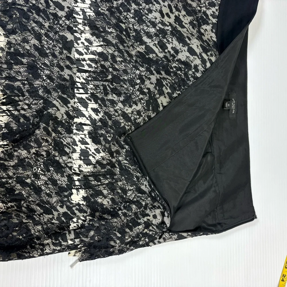 Ann Taylor Lace Overlay Skirt Size 12 Black Cream Pleated Lined Elegant